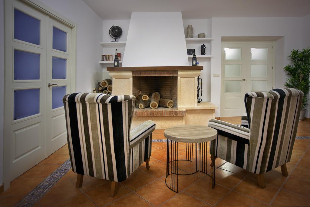 Country House Cortijo De La Fuente La Bobadilla エクステリア 写真